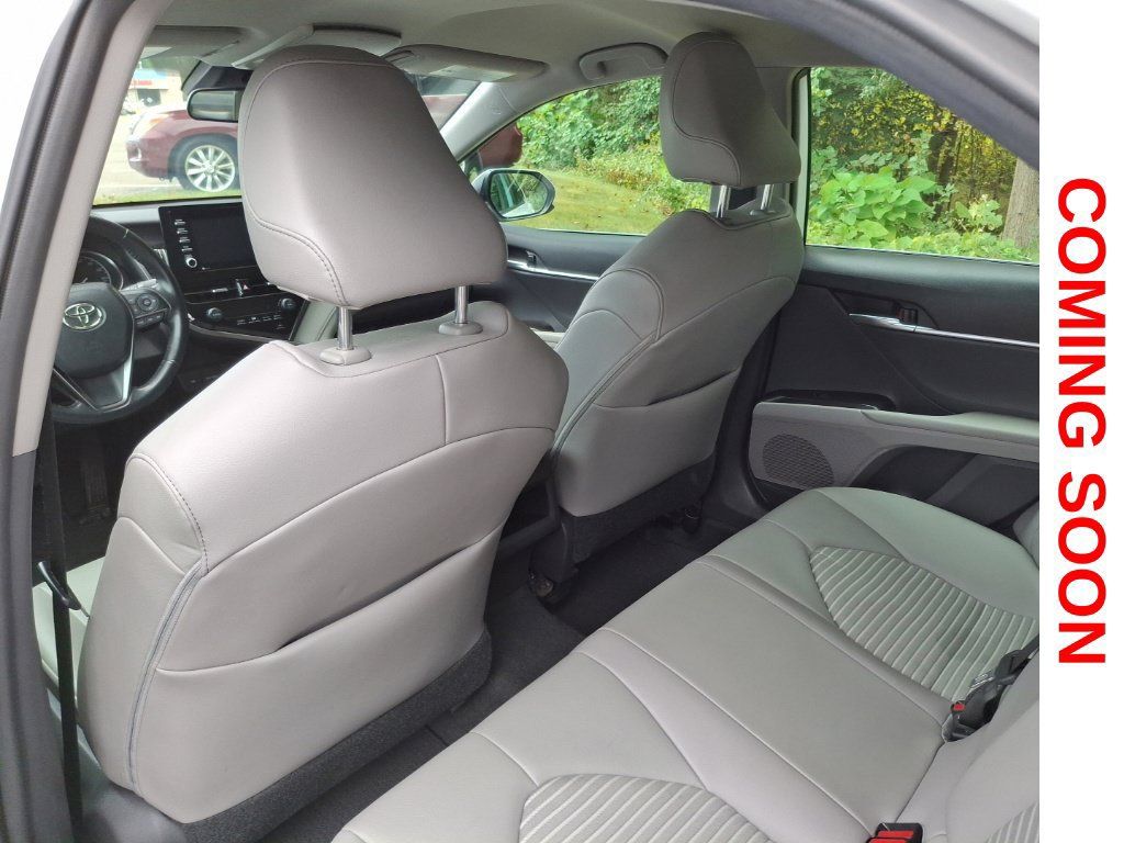 Used 2021 Toyota Camry SE w/ Carpet Mat Package (TMS) FWD image 11