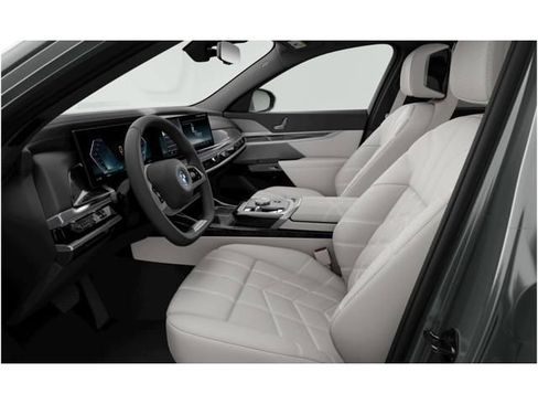 New 2026 BMW i7 eDrive50 image 6