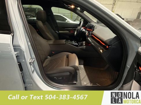 Used 2024 BMW 530i w/ Executive Package RWD image 25