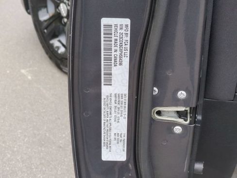 Used 2023 Dodge Charger SXT RWD image 26