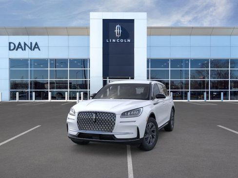 New 2025 Lincoln Corsair AWD w/ Equipment Group 101A image 2