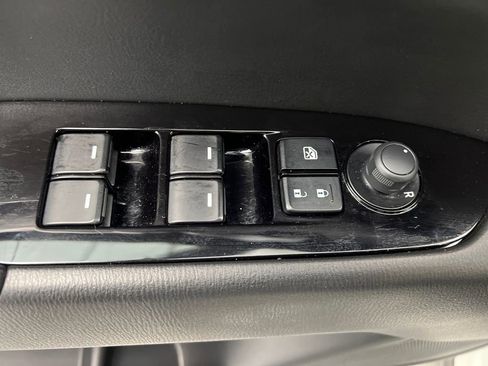 Used 2025 MAZDA CX-5 AWD 2.5 S w/ Preferred Package image 13