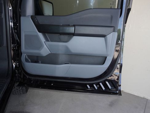 Used 2024 Ford F150 XL image 38