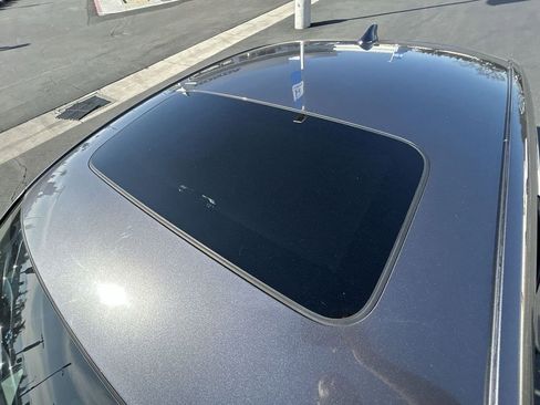 Used 2018 Honda Accord Touring image 22