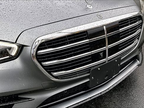 Certified 2022 Mercedes-Benz S 500 4MATIC image 30