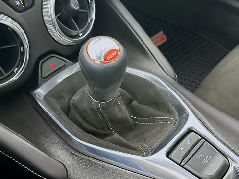 Used 2018 Chevrolet Camaro SS RWD image 16