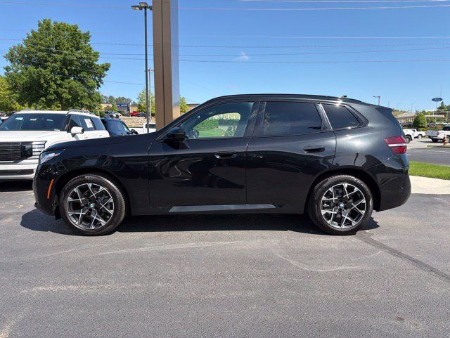 Used 2025 BMW X3 xDrive30i AWD/4WD image 4