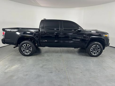 Used 2023 Toyota Tacoma TRD Sport AWD/4WD image 8