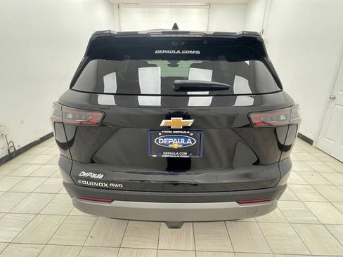 New 2026 Chevrolet Equinox LT w/ Safety and Technology Package AWD/4WD image 18