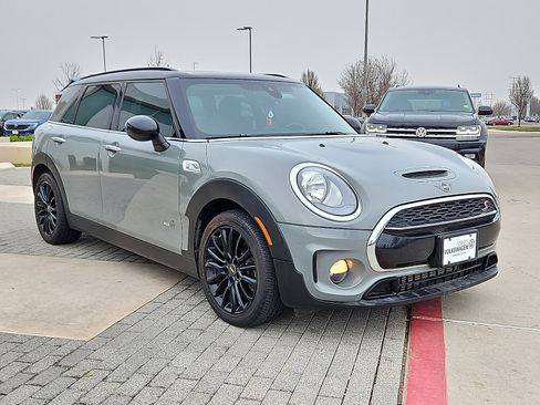 Used 2019 MINI Cooper Clubman S image 4