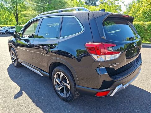 Used 2023 Subaru Forester Touring w/ Popular Package #2 AWD/4WD image 4