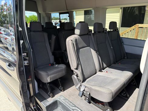 Used 2018 Ford Transit 350 XLT image 18