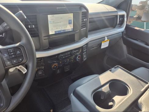 New 2026 Ford F450 XL w/ XL Chrome Package image 6