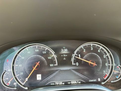 Used 2016 BMW 750i xDrive AWD/4WD image 23