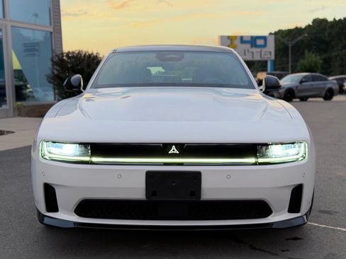 Used 2024 Dodge Charger Daytona R/T w/ Plus Group AWD/4WD image 23
