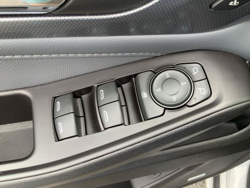 Used 2020 Chevrolet Traverse Premier AWD/4WD image 21