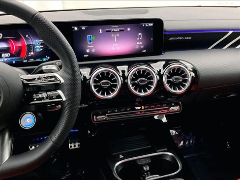 Certified 2025 Mercedes-Benz CLA 35 AMG 4MATIC image 5