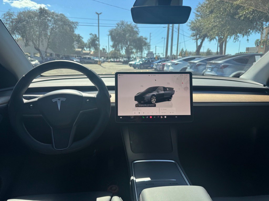 Used 2024 Tesla Model Y Long Range AWD/4WD image 9