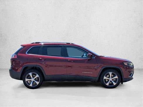 Used 2019 Jeep Cherokee Limited FWD image 4
