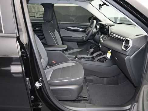 New 2026 Chevrolet TrailBlazer LS w/ LS Convenience Package FWD image 41