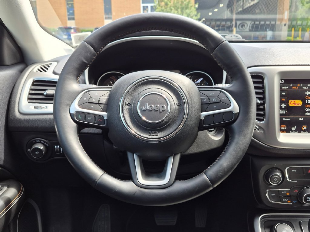 Used 2018 Jeep Compass Latitude w/ Popular Equipment Group AWD/4WD image 13