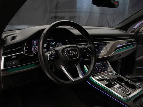 Used 2021 Audi Q8 Premium Plus image 28