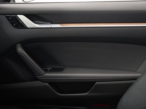 Used 2020 Porsche 911 Carrera image 35