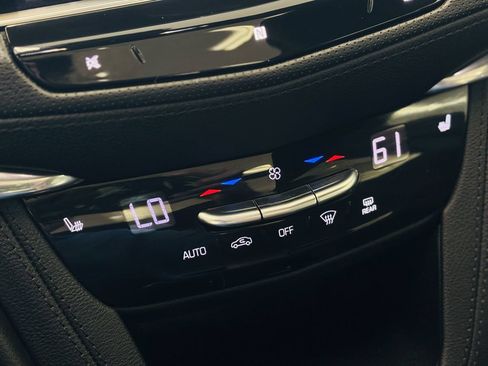 Used 2021 Cadillac XT5 Premium Luxury FWD image 56