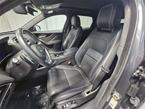 Used 2020 Jaguar F-PACE R-Sport image 23