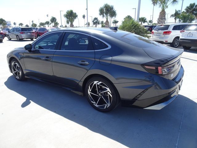 Used 2024 Hyundai Sonata SEL w/ Convenience Package FWD image 6