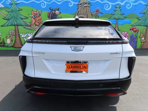 Used 2024 Cadillac Lyriq Sport AWD/4WD image 5