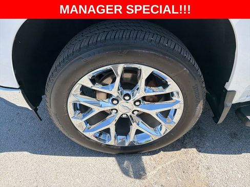 Used 2024 Chevrolet Silverado 1500 LTZ AWD/4WD image 12