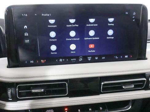 Used 2025 Lincoln Aviator Reserve w/ Illumination Package image 52