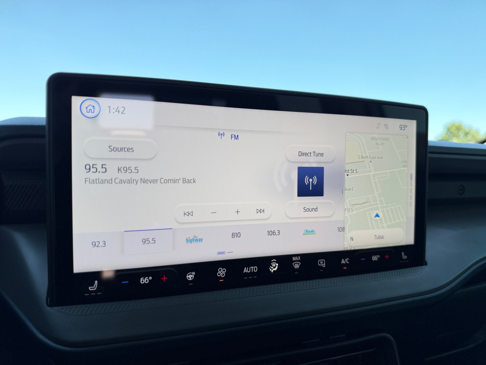 Used 2025 Ford Maverick Tremor AWD/4WD image 28