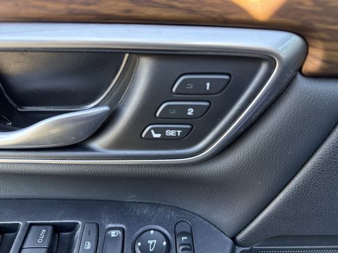 Used 2022 Honda CR-V EX-L image 13