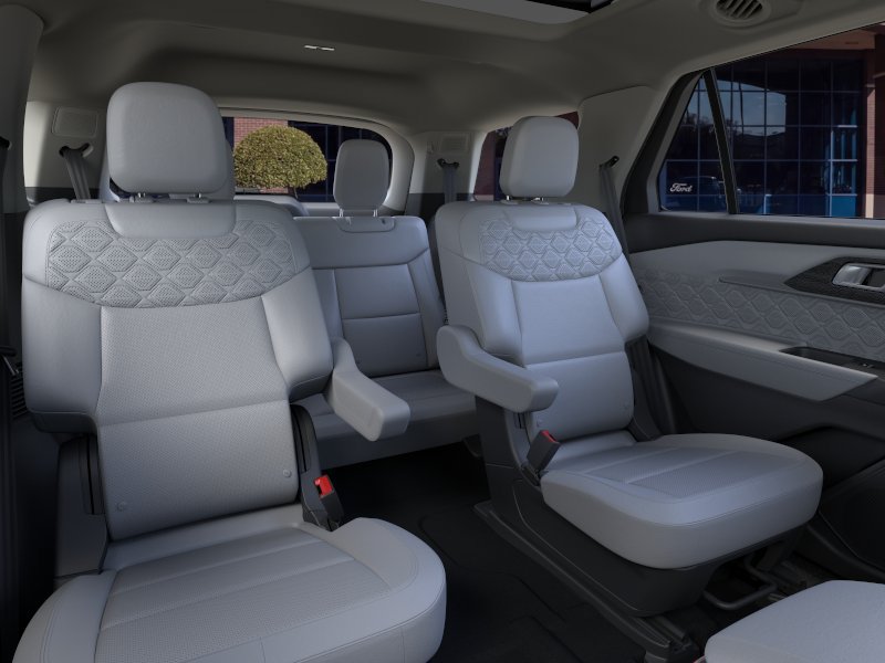 New 2026 Ford Explorer Platinum w/ LUX Leather Package AWD/4WD image 11