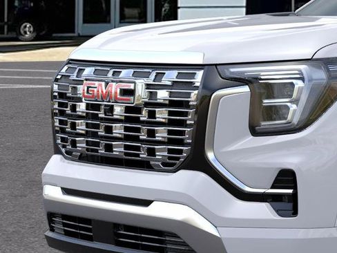 New 2026 GMC Terrain Denali AWD/4WD image 13