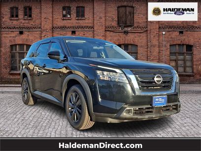 Used 2022 Nissan Pathfinder S
