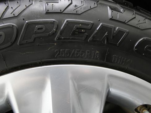 Used 2015 Toyota Highlander Limited image 42