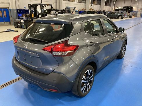 Used 2020 Nissan Kicks SV FWD image 7