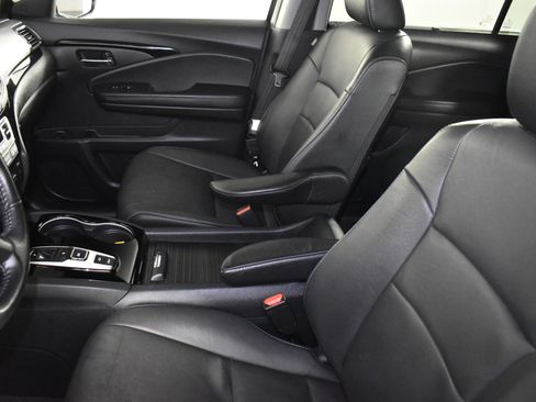 Used 2022 Honda Pilot Touring image 42