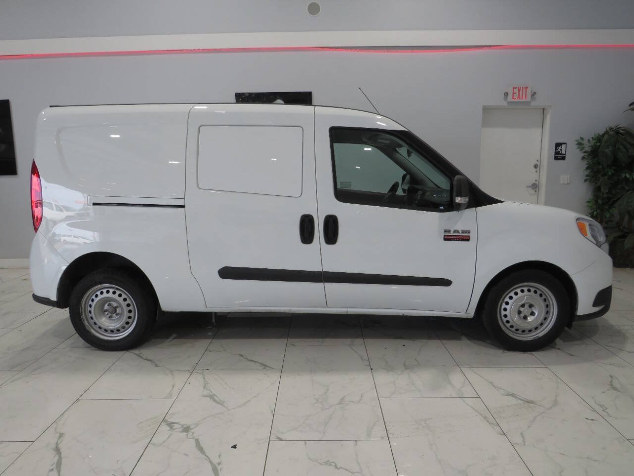 Used 2022 RAM ProMaster City Tradesman w/ Window Group 04 FWD image 3