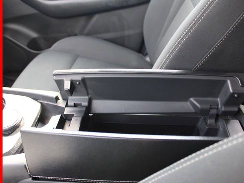 Certified 2024 Nissan Rogue S image 39