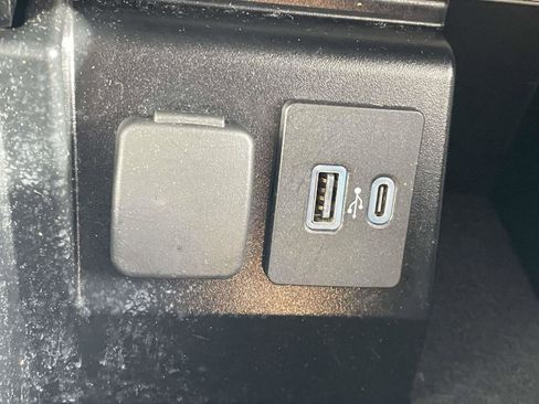 Used 2022 Ford Explorer Timberline image 21