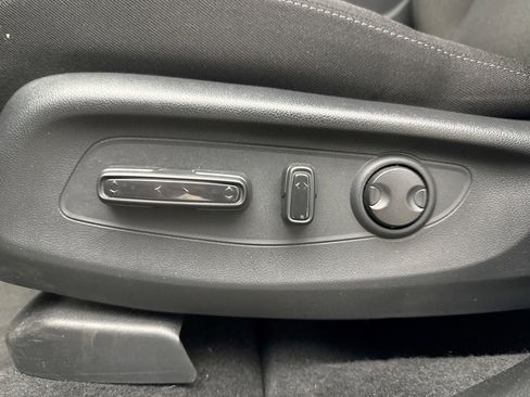 Used 2026 Honda CR-V EX image 9