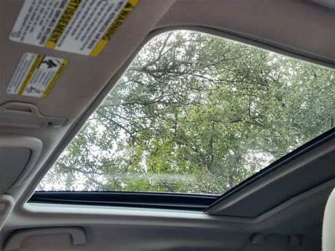 Used 2023 Subaru Forester Premium image 25