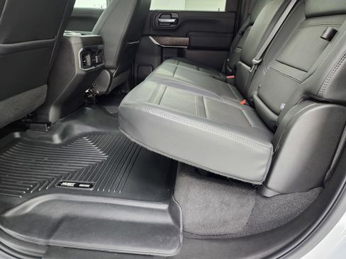 Used 2022 GMC Sierra 3500 Denali w/ Denali Ultimate Package image 45