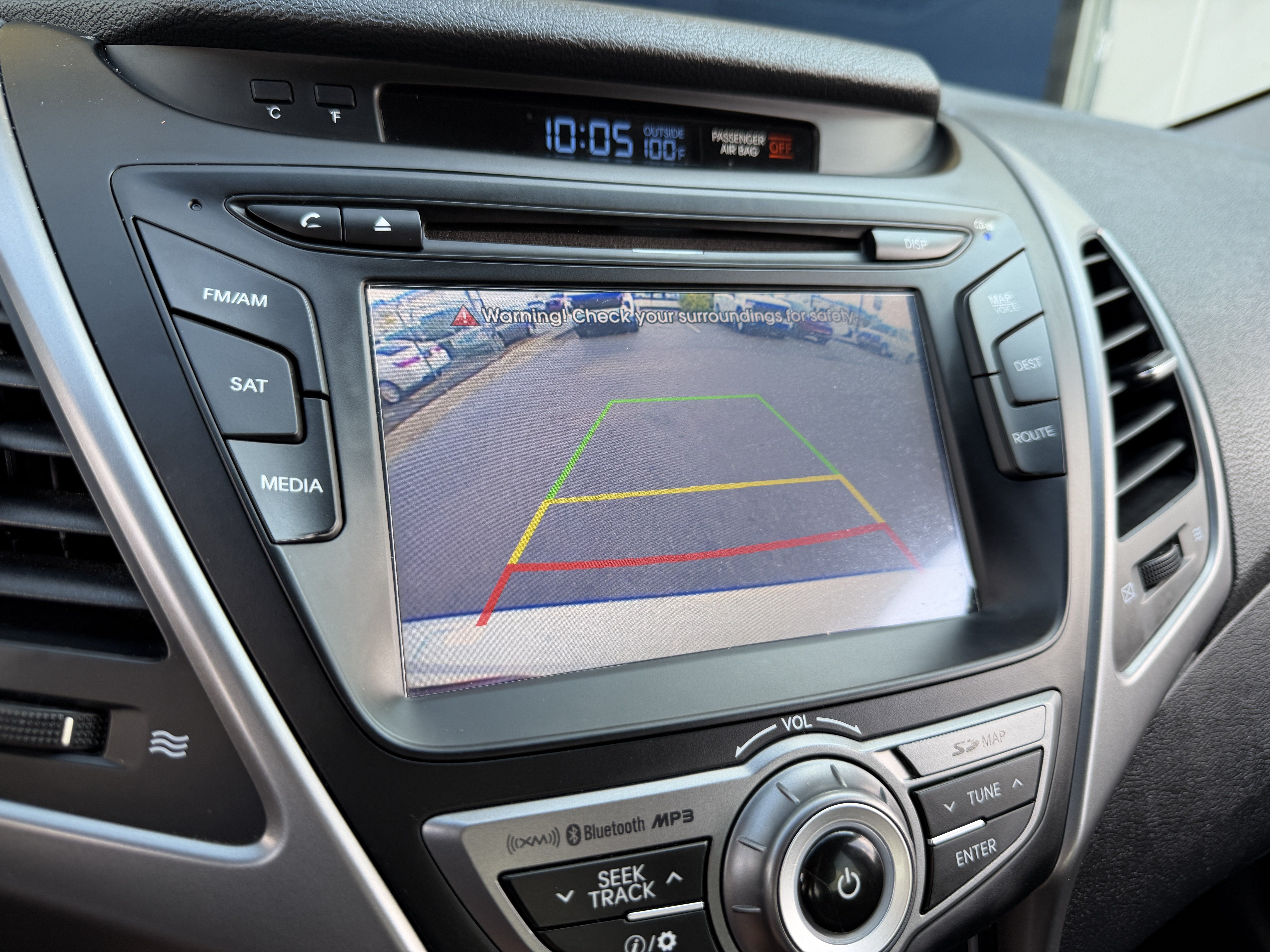 Used 2016 Hyundai Elantra Limited w/ Option Group 04 FWD image 20