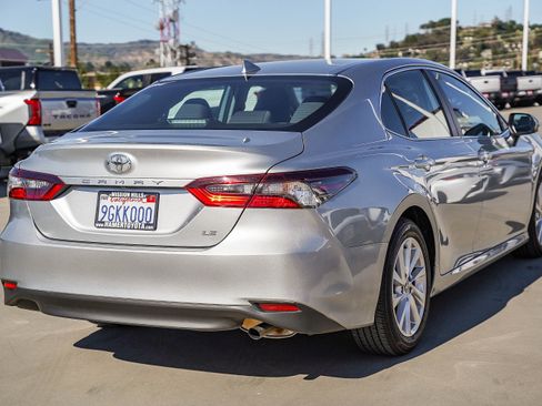 Used 2023 Toyota Camry LE image 11