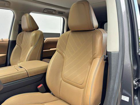 Used 2025 INFINITI QX80 Luxe AWD/4WD image 37